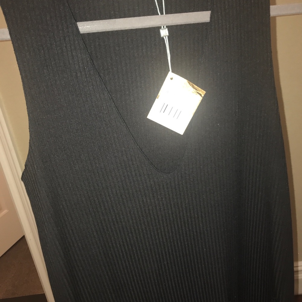 NWT Nordstrom rack Ribbed knit V-neck dress